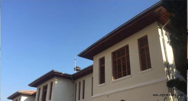   İzmirli kadınlardan Kız Muallim Mektebi'ne müze talebi