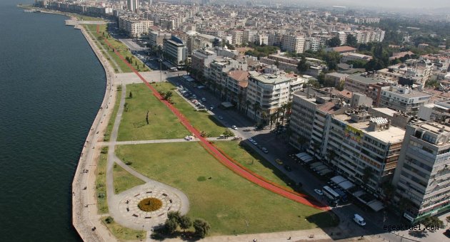 İzmirlinin sesi Kordon'a hapsedildi