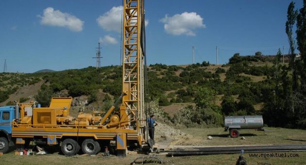 İZSU 8 ilçede 31 kuyu daha açıyor