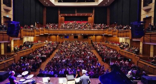 Jülide Özçelik AASSM’de caz rüzgarı estirdi