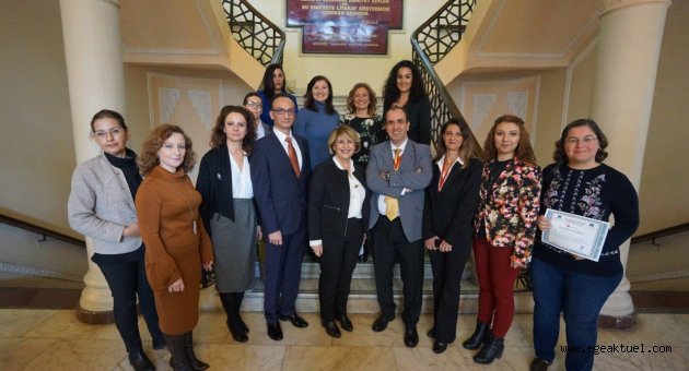 Kadın girişimcilere e-ticaret eğitimi