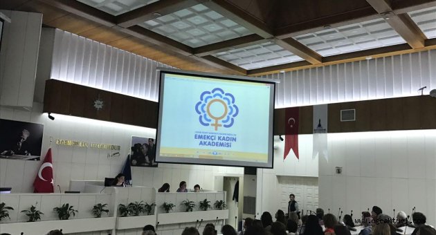 ‘Kadın İstihdamında Dünya Ortalamasının Altındayız’