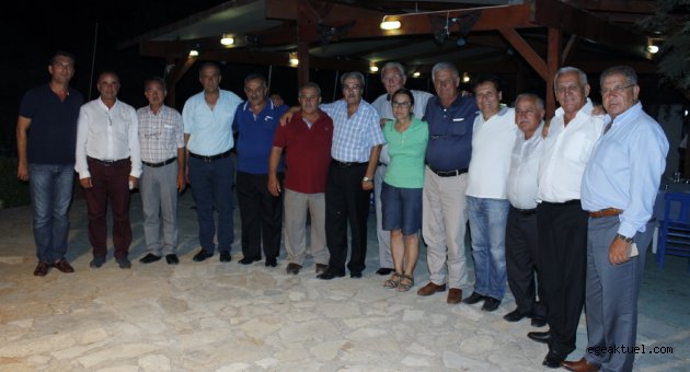 Kapatılan belediye başkanları dernekleşiyor.