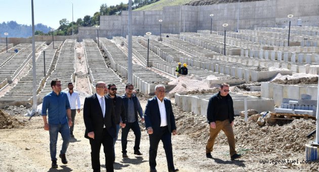 Karabağlar’a “çift katlı” mezarlık