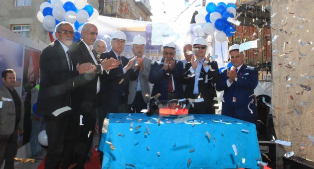 Karabağlar’a modern semt merkezi  