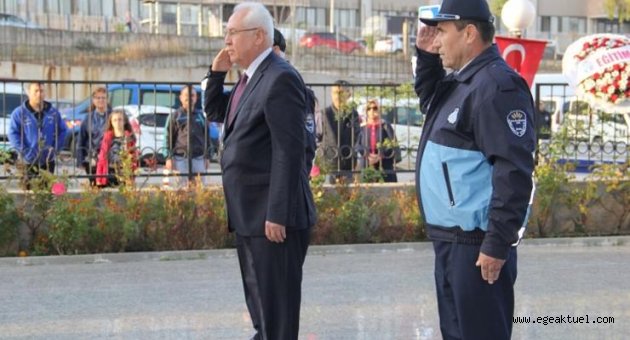 Karabağlar Ata'sını unutmadı