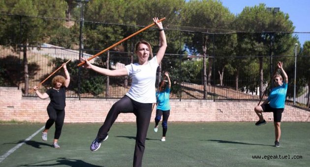  Karabağlar’da dolu dolu spor