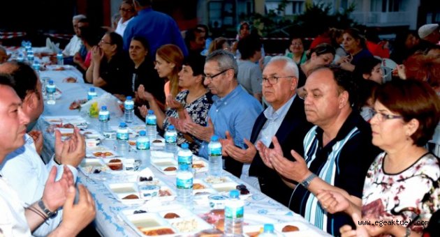Karabağlar’da Ramazan bereketi