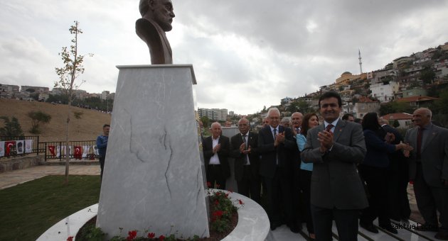 Karabağlar’da Vatan Şairi’nin adına yakışan park