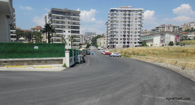 Karabağlar’ın yolları asfaltlanıyor