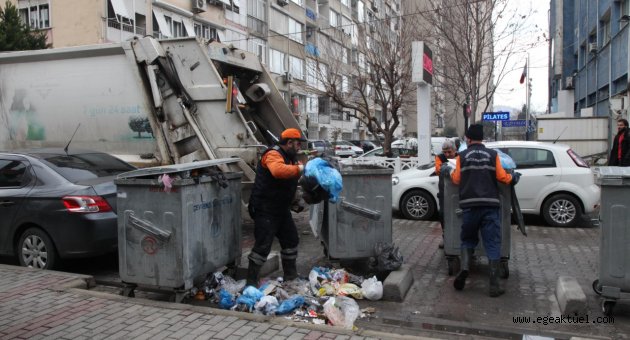 Karabağlar'da grev bitti, çöpler toplanmaya başladı