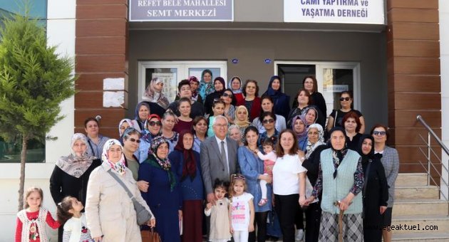 Karabağlar'da Semt Merkezleri yeniden açıldı