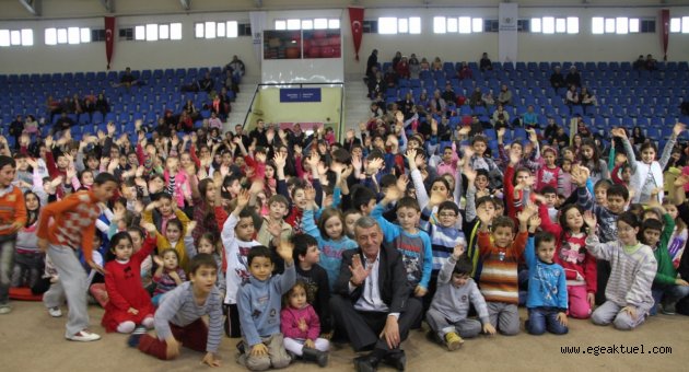 Karne Hediyeleri Başkan Amca’dan
