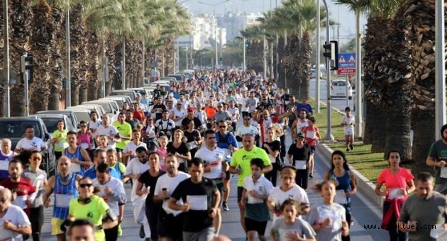 Karşıyaka, 10 Kasım’da Ata’dan Ana’ya