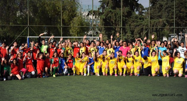 Karşıyaka Ata’sının izinde!