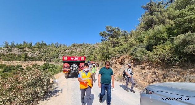 Karşıyaka Belediyesi dayanışma için yangın bölgesinde