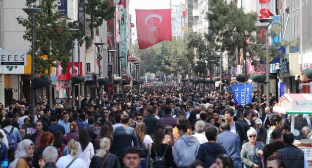 Karşıyaka Çarşı’nın revizyon projesi yola çıkıyor