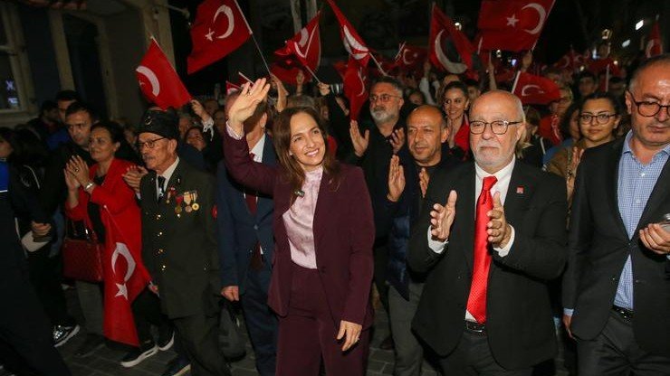 Karşıyaka Cumhuriyet aşkıyla tek yürek!