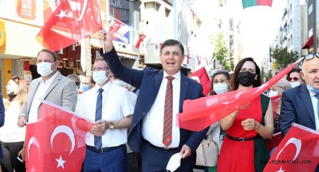 Karşıyaka’da 24 Haziran coşkusu başladı