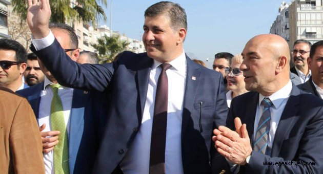 Karşıyaka’da ‘demokrasi’ konuşulacak