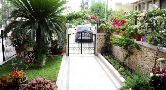 Karşıyaka’da en güzel balkon ve bahçeler seçiliyor