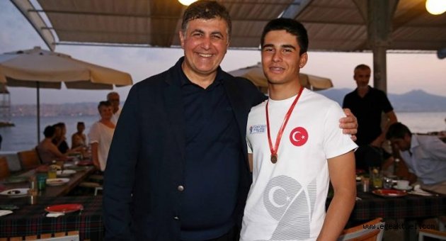 Karşıyaka’da milli gurur