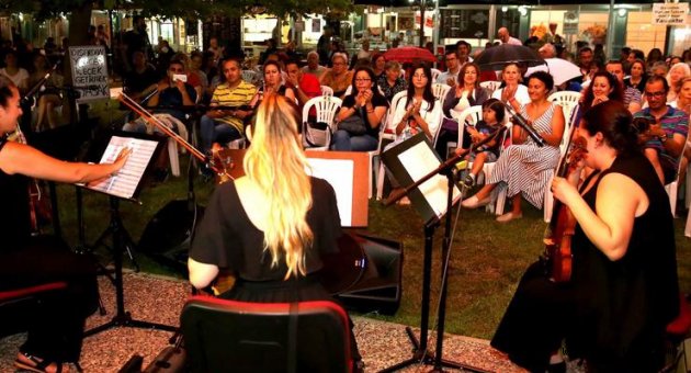 Karşıyaka’da sanat ‘salondan sokağa’ taşındı