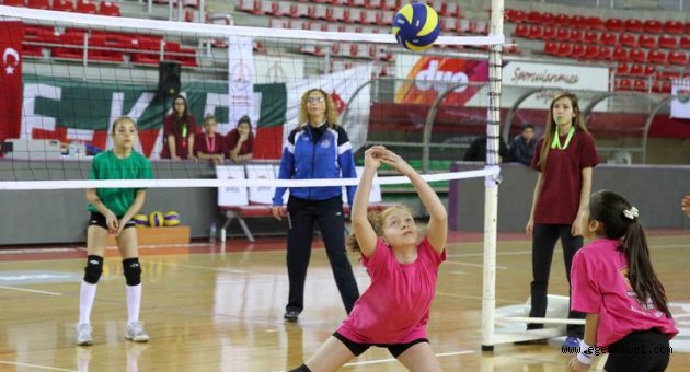Karşıyaka’da spor kursları başladı!