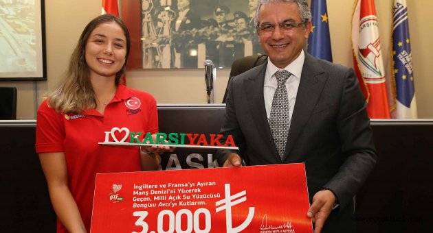 Karşıyaka’nın başarılı sporcularına ödül