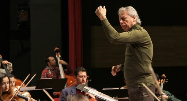Karşıyaka Oda Orkestrası yola çıkıyor