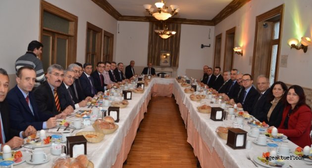 Karşıyaka Protokolü'nde gündem enerji tasarrufu