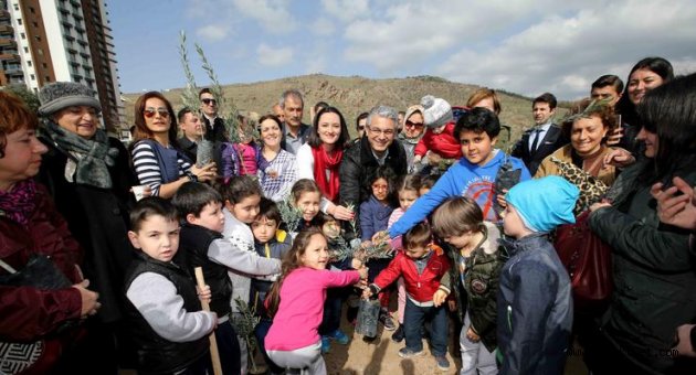 Karşıyaka’ya yeşil örtü