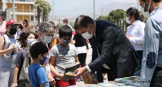 Karşıyakalı çocuklar kitaplarla buluştu