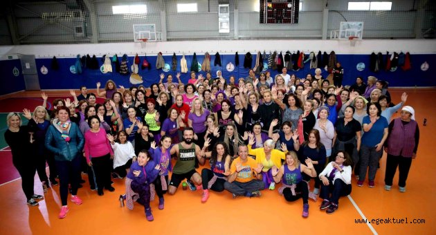 Karşıyakalı kadınlar sporda buluştu
