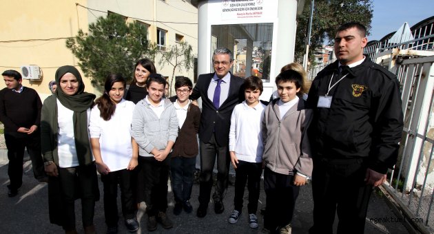 Karşıyaka'nın okulları artık daha güvenli