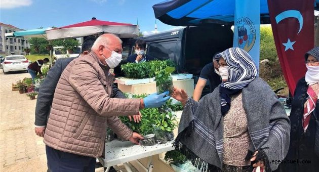 Kemalpaşa Belediyesi’nden vatandaşa 30 bin fide desteği