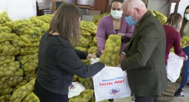 Kemalpaşa Belediyesi sosyal yardımlarda hız kesmiyor