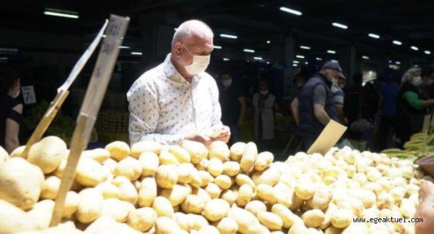 Kemalpaşa’da askıda dayanışmaya büyük ilgi