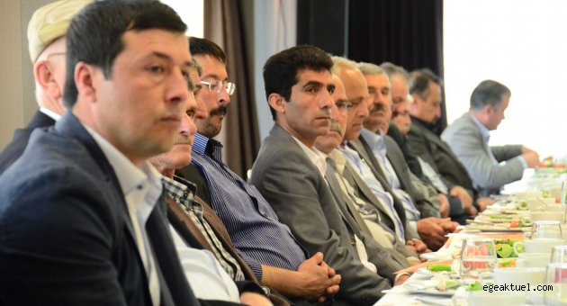 Kemalpaşa'da muhtarlar zirvesi