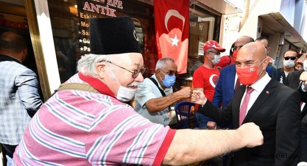 Kemeraltı’nda 9 Eylül coşkusu