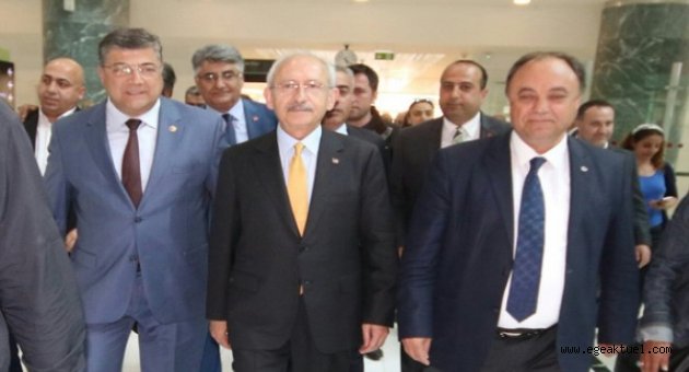 Kılıçdaroğlu İzmir'de