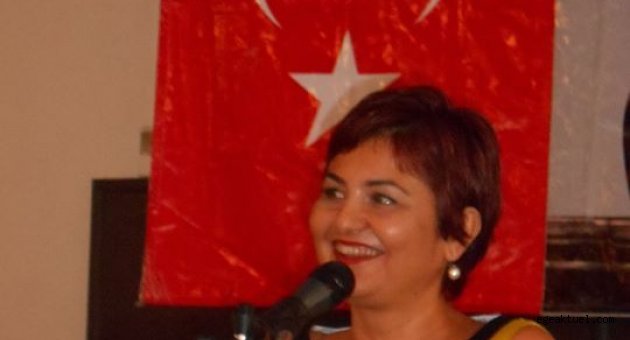 Komşuya bir destek de Özgün Utku'dan