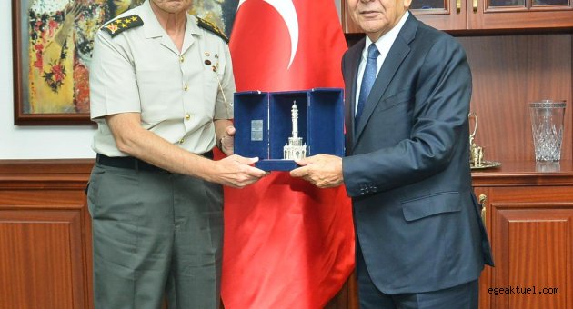 Komutan’dan duygusal veda