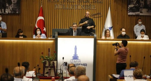 Konak’a iki ödül birden