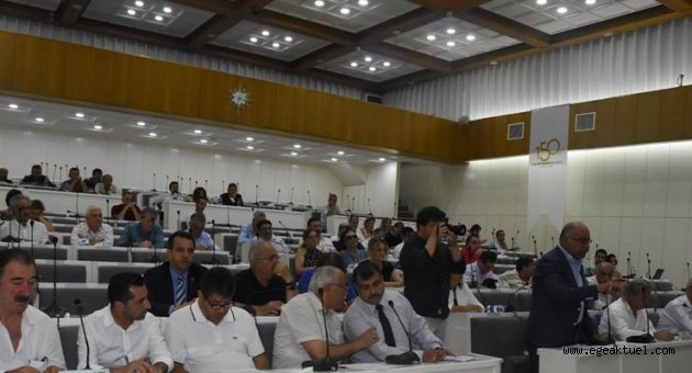 Konak Belediye Meclis üyeleri Madımak olaylarını tartıştı
