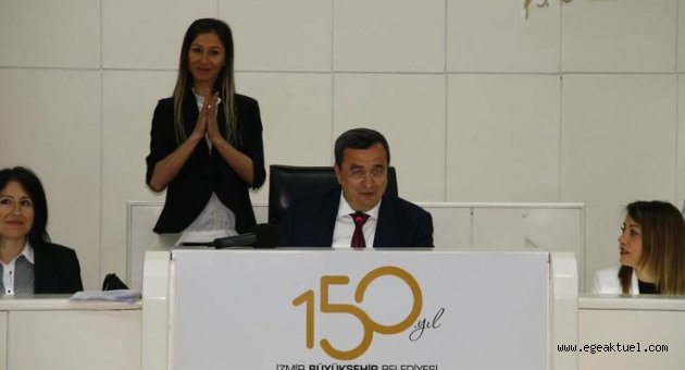     Konak Meclisi’nde bir ilk: İşaret dili ile tercüme yapıldı