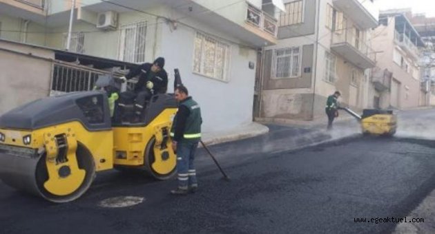 Konak sokaklarında asfaltlar yenileniyor