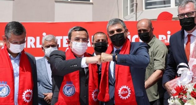 Konak’ta 1 Mayıs'tan önce sözleşme bayramı