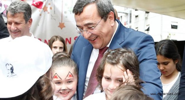 Konak’ta 23 Nisan Coşkusu