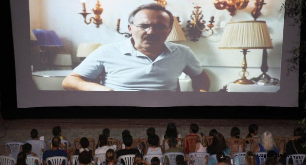 Konak’ta açık hava sinema keyfi başladı